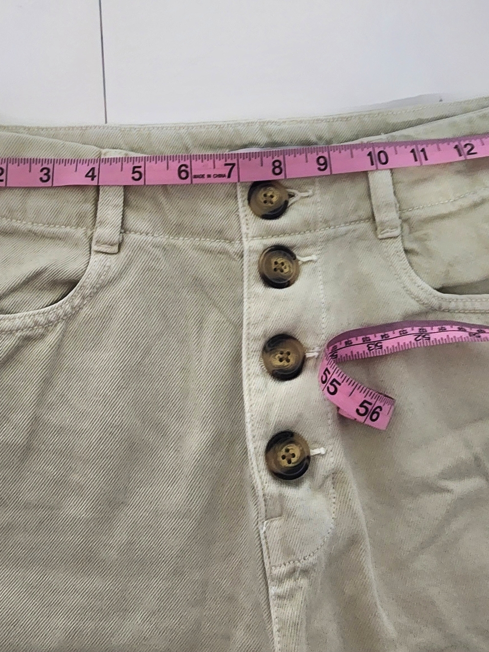 Zara Wide Leg Button-Front Jeans in Light Beige - Picture 3 of 7
